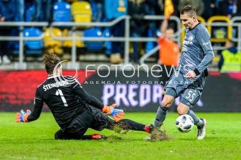  31.03.2018 GDYNIA <br />PILKA NOZNA - EKSTRAKLASA SEZON 2017/2018<br />MECZ ARKA GDYNIA - LEGIA WARSZAWA<br />N/Z PAVELS STEINBORS ARTUR JEDRZEJCZYK<br /> 