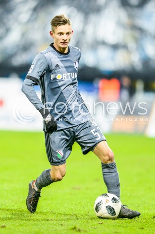  31.03.2018 GDYNIA <br />PILKA NOZNA - EKSTRAKLASA SEZON 2017/2018<br />MECZ ARKA GDYNIA - LEGIA WARSZAWA<br />N/Z SEBASTIAN SZYMANSKI<br /> 