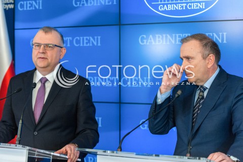  03.04.2018 WARSZAWA<br />KONFERENCJA GRZEGORZA SCHETYNY I KAZIMIERZA MICHALA UJAZDOWSKIEGO<br />N/Z GRZEGORZ SCHETYNA KAZIMIERZ MICHAL UJAZDOWSKI<br /> 