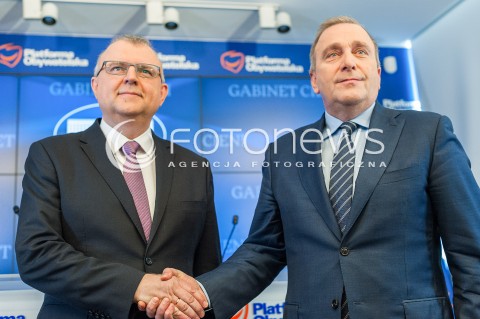 Konferencja Grzegorza Schetyny i Kazimierza Michała Ujazdowskiego w Warszawie