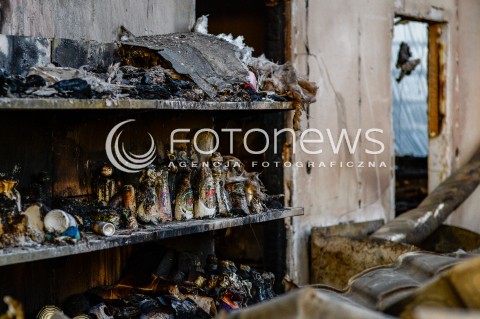  06.04.2018 GNIEWINO<br />
KRAJOBRAZ PO POZARZE SKLEPU SPOZYWCZEGO DELIKATESY CENTRUM<br />
N/Z WNETRZE SPALONEGO SKLEPU<br />
 