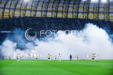  07.04.2018 GDANSK<br />PILKA NOZNA - EKSTRAKLASA SEZON 2017/2018<br />MECZ LECHIA GDANSK - ARKA GDYNIA<br />N/Z KIBICE OPRAWA LECHII GDANSK RACE<br /> 