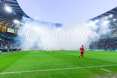  07.04.2018 GDANSK<br />PILKA NOZNA - EKSTRAKLASA SEZON 2017/2018<br />MECZ LECHIA GDANSK - ARKA GDYNIA<br />N/Z KIBICE OPRAWA LECHII GDANSK RACE DYM<br /> 