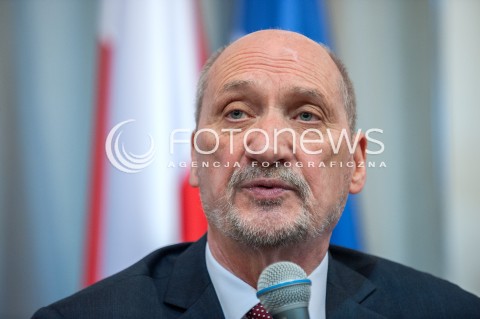  11.04.2018 WARSZAWA<br />PREZENTACJA RAPORTU TECHNICZNEGO PODKOMISJI DO PONOWNEGO ZBADANIA WYPADKU LOTNICZEGO Z DNIA 10 KWIETNIA 2010<br />N/Z ANTONI MACIEREWICZ<br /> 