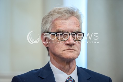  11.04.2018 WARSZAWA<br />PREZENTACJA RAPORTU TECHNICZNEGO PODKOMISJI DO PONOWNEGO ZBADANIA WYPADKU LOTNICZEGO Z DNIA 10 KWIETNIA 2010<br />N/Z KAZIMIERZ NOWACZYK<br /> 