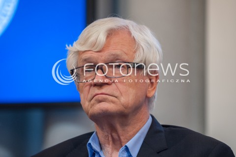  11.04.2018 WARSZAWA<br />PREZENTACJA RAPORTU TECHNICZNEGO PODKOMISJI DO PONOWNEGO ZBADANIA WYPADKU LOTNICZEGO Z DNIA 10 KWIETNIA 2010<br />N/Z PIOTR WITAKOWSKI<br /> 