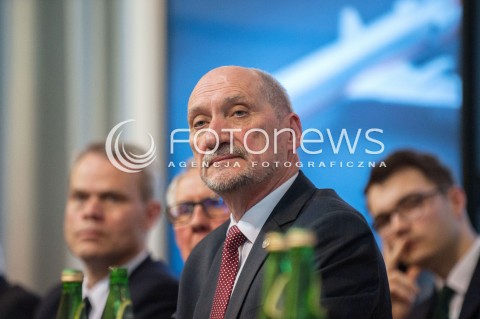  11.04.2018 WARSZAWA<br />PREZENTACJA RAPORTU TECHNICZNEGO PODKOMISJI DO PONOWNEGO ZBADANIA WYPADKU LOTNICZEGO Z DNIA 10 KWIETNIA 2010<br />N/Z ANTONI MACIEREWICZ<br /> 