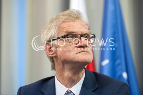  11.04.2018 WARSZAWA<br />PREZENTACJA RAPORTU TECHNICZNEGO PODKOMISJI DO PONOWNEGO ZBADANIA WYPADKU LOTNICZEGO Z DNIA 10 KWIETNIA 2010<br />N/Z KAZIMIERZ NOWACZYK<br /> 