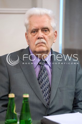  11.04.2018 WARSZAWA<br />PREZENTACJA RAPORTU TECHNICZNEGO PODKOMISJI DO PONOWNEGO ZBADANIA WYPADKU LOTNICZEGO Z DNIA 10 KWIETNIA 2010<br />N/Z JANUSZ BUJNOWSKI<br /> 