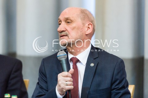  11.04.2018 WARSZAWA<br />PREZENTACJA RAPORTU TECHNICZNEGO PODKOMISJI DO PONOWNEGO ZBADANIA WYPADKU LOTNICZEGO Z DNIA 10 KWIETNIA 2010<br />N/Z ANTONI MACIEREWICZ<br /> 