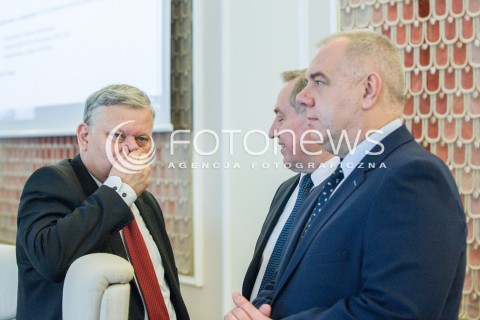  12.04.2018 WARSZAWA<br />POSIEDZENIE RADY MINISTROW<br />N/Z MAREK SUSKI HENRYK TCHORZEWSKI JACEK SASIN<br /> 