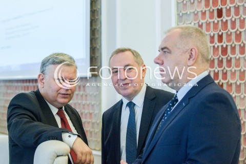 12.04.2018 WARSZAWA<br />POSIEDZENIE RADY MINISTROW<br />N/Z MAREK SUSKI HENRYK TCHORZEWSKI JACEK SASIN<br /> 