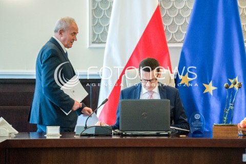  12.04.2018 WARSZAWA<br />POSIEDZENIE RADY MINISTROW<br />N/Z MATEUSZ MORAWIECKI KRZYSZTOF TCHORZEWSKI<br /> 