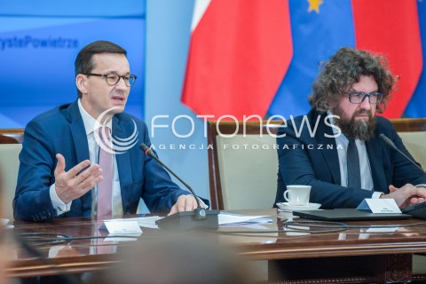  12.04.2018 WARSZAWA<br />POSIEDZENIE KOMITETU STERUJACEGO KRAJOWEGO PROGRAMU OCHRONY POWIETRZA<br />N/Z MATEUSZ MORAWIECKI PIOTR WOZNY<br /> 