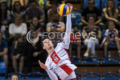  15.04.2018 RZESZOW<br />SIATKOWKA PLUSLIGA 2017/2018 MEN VOLLEYBALL POLAND POLISH PLUS LIGA LEAGUE SEASON 2017/2018 <br />MECZ ASSECO RESOVIA RZESZOW - STOCZNIA SZCZECIN <br />N/Z THIBAULT ROSSARD SYLWETKA <br /> 