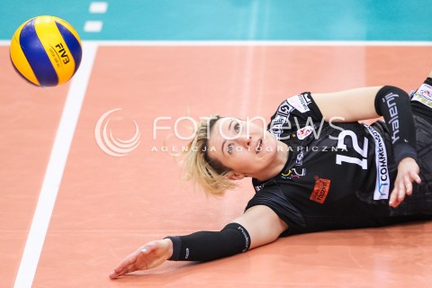  16.04.2018 RZESZOW <br />SIATKOWKA LIGA SIATKOWKI KOBIET LSK 2017/2018 WOMEN VOLLEYBALL POLAND POLISH LEAGUE <br />FAZA PLAYOFF - POLFINAL - 1. MECZ<br />MECZ DEVELOPRES SKYRES RZESZOW - LKS COMMERCECON LODZ <br />N/Z IZABELA KOWALINSKA SYLWETKA <br /> 