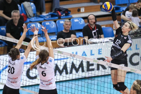  16.04.2018 RZESZOW <br />SIATKOWKA LIGA SIATKOWKI KOBIET LSK 2017/2018 WOMEN VOLLEYBALL POLAND POLISH LEAGUE <br />FAZA PLAYOFF - POLFINAL - 1. MECZ<br />MECZ DEVELOPRES SKYRES RZESZOW - LKS COMMERCECON LODZ <br />N/Z IZABELA KOWALINSKA <br /> 