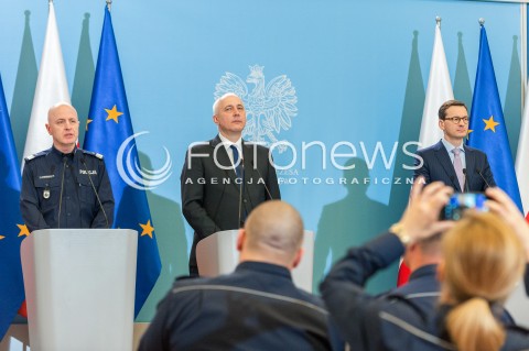  17.04.2018 WARSZAWA<br />KONFERENCJA PREMIERA MATEUSZA MORAWIECKIEGO I MINISTRA JOACHIMA BRUDZINSKIEGO<br />N/Z PREMIER MATEUSZ MORAWIECKI JOACHIM BRUDZINSKI JAROSLAW SZYMCZYK<br /> 
