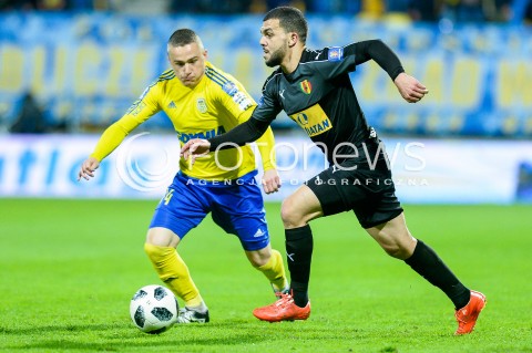  17.04.2018 GDYNIA <br />PILKA NOZNA - PUCHAR POLSKI PZPN<br />POLFINAL MECZ DRUGI<br />MECZ ARKA GDYNIA - KORONA KIELCE<br />N/Z MICHAL NALEPA NABIL AANKOUR<br /> 
