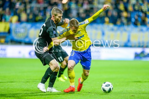  17.04.2018 GDYNIA <br />PILKA NOZNA - PUCHAR POLSKI PZPN<br />POLFINAL MECZ DRUGI<br />MECZ ARKA GDYNIA - KORONA KIELCE<br />N/Z BARTOSZ RYMANIAK MARCIN WARCHOLAK<br /> 