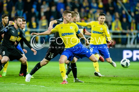  17.04.2018 GDYNIA <br />PILKA NOZNA - PUCHAR POLSKI PZPN<br />POLFINAL MECZ DRUGI<br />MECZ ARKA GDYNIA - KORONA KIELCE<br />N/Z MICHAL MARCJANIK MACIEJ JANKOWSKI<br /> 