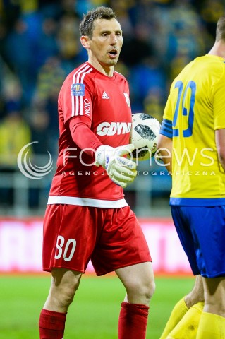  17.04.2018 GDYNIA <br />PILKA NOZNA - PUCHAR POLSKI PZPN<br />POLFINAL MECZ DRUGI<br />MECZ ARKA GDYNIA - KORONA KIELCE<br />N/Z KRZYSZTOF PILARZ SYLWETKA<br /> 