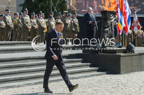 Obchody 75. rocznicy wybuchu Powstania w Getcie Warszawskim w Warszawie