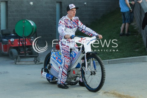  20.04.2018 RZESZOW <br />ZUZEL SPEEDWAY<br />DRUGA RUNDA ZAWODOW SPEEDWAY BEST PAIRS 2018 W RZESZOWIE<br />N/Z EDWARD MAZUR SYLWETKA<br /> 