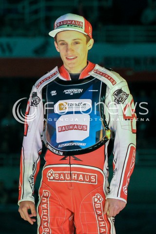  20.04.2018 RZESZOW <br />ZUZEL SPEEDWAY<br />DRUGA RUNDA ZAWODOW SPEEDWAY BEST PAIRS 2018 W RZESZOWIE<br />N/Z WIKTOR LAMPART SYLWETKA<br /> 