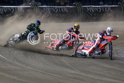  20.04.2018 RZESZOW <br />ZUZEL SPEEDWAY<br />DRUGA RUNDA ZAWODOW SPEEDWAY BEST PAIRS 2018 W RZESZOWIE<br />N/Z JAROSLAW HAMPEL (BIALY), CHRIS HOLDER (NIEBIESKI), EMIL SAJFUTDINOW (ZOLTY)<br /> 