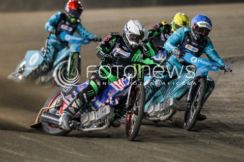  20.04.2018 RZESZOW <br />ZUZEL SPEEDWAY<br />DRUGA RUNDA ZAWODOW SPEEDWAY BEST PAIRS 2018 W RZESZOWIE<br />N/Z GRZEGORZ ZENGOTA (NIEBIESKI), CHRIS HOLDER (ZOLTY), PATRYK DUDEK (CZERWONY), GREG HANCOCK (BIALY)<br /> 