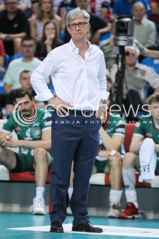  21.04.2018 RZESZOW<br />SIATKOWKA PLUSLIGA 2017/2018 MEN VOLLEYBALL POLAND POLISH PLUS LIGA LEAGUE SEASON 2017/2018<br />FAZA PLAY-OFF - CWIERCFINAL - 2. MECZ<br />MECZ ASSECO RESOVIA RZESZOW - INDYKPOL AZS OLSZTYN <br />N/Z ROBERTO SANTILLI - I TRENER ( HEAD COACH ) SYLWETKA <br /> 