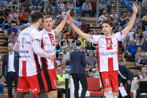  21.04.2018 RZESZOW<br />SIATKOWKA PLUSLIGA 2017/2018 MEN VOLLEYBALL POLAND POLISH PLUS LIGA LEAGUE SEASON 2017/2018<br />FAZA PLAY-OFF - CWIERCFINAL - 2. MECZ<br />MECZ ASSECO RESOVIA RZESZOW - INDYKPOL AZS OLSZTYN <br />N/Z ALEKSANDER SLIWKA LUKAS TICHACEK RADOSC EMOCJE <br /> 