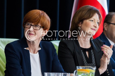  21.04.2018 BOGUCHWALA <br />SPOTKANIE MINISTER RODZINY PRACY I POLITYKI SPOLECZNEJ Z MIESZKANCAMI BOGUCHWALY <br />N/Z MINISTER ELZBIETA RAFALSKA , EWA LENIART ( WOJEWODA PODKARPACKI )<br /> 