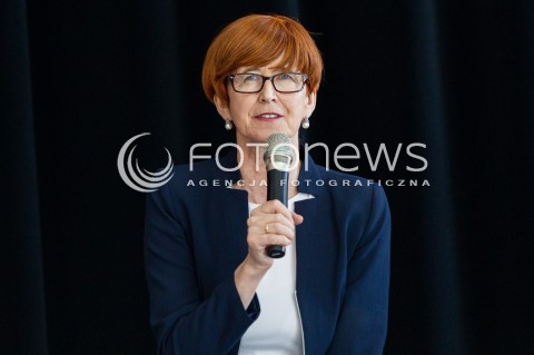  21.04.2018 BOGUCHWALA <br />SPOTKANIE MINISTER RODZINY PRACY I POLITYKI SPOLECZNEJ Z MIESZKANCAMI BOGUCHWALY <br />N/Z MINISTER ELZBIETA RAFALSKA<br /> 