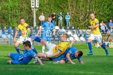  21.04.2018 JAROSLAW <br />PILKA NOZNA III LIGA 2017/2018 GRUPA IV <br />MECZ JKS 1909 JAROSLAW - MOTOR LUBLIN <br />N/Z TOMASZ TYMOSIAK<br /> 