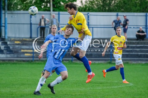  21.04.2018 JAROSLAW <br />PILKA NOZNA III LIGA 2017/2018 GRUPA IV <br />MECZ JKS 1909 JAROSLAW - MOTOR LUBLIN <br />N/Z ARTUR GIERAGA<br /> 