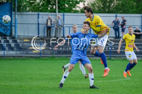  21.04.2018 JAROSLAW <br />PILKA NOZNA III LIGA 2017/2018 GRUPA IV <br />MECZ JKS 1909 JAROSLAW - MOTOR LUBLIN <br />N/Z ARTUR GIERAGA<br /> 