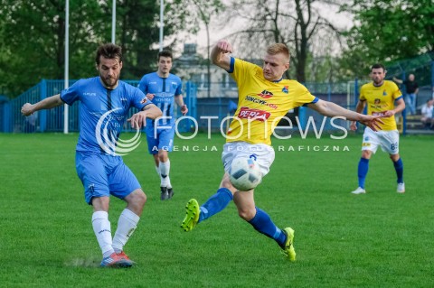  21.04.2018 JAROSLAW <br />PILKA NOZNA III LIGA 2017/2018 GRUPA IV <br />MECZ JKS 1909 JAROSLAW - MOTOR LUBLIN <br />N/Z TOMASZ TYMOSIAK<br /> 