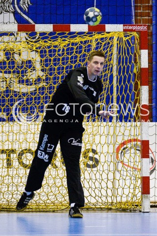  21.04.2018 GDANSK<br />PGNIG SUPERLIGA W PILCE RECZNEJ<br />SEZON 2017/2018<br />MECZ WYBRZEZE GDANSK - MMTS KWIDZYN<br />N/Z MACIEJ PIENCZEWSKI SYLWETKA<br /> 