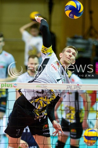  21.04.2018 GDYNIA<br />SIATKOWKA - PLAY OFF<br />PLUS LIGA SEZON 2017/2018<br />MECZ TREFL GDANSK - JASTRZEBSKI WEGIEL<br />N/Z ARTUR SZALPUK<br /> 