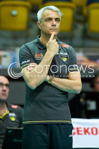  21.04.2018 GDYNIA<br />SIATKOWKA - PLAY OFF<br />PLUS LIGA SEZON 2017/2018<br />MECZ TREFL GDANSK - JASTRZEBSKI WEGIEL<br />N/Z TRENER ANDREA ANASTASI SYLWETKA<br /> 