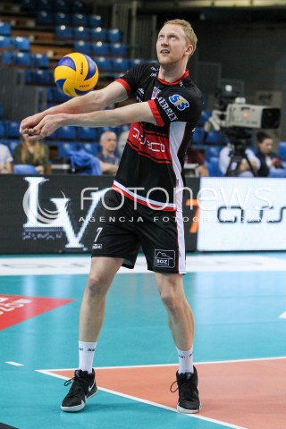  22.04.2018 RZESZOW<br />SIATKOWKA PLUSLIGA 2017/2018 MEN VOLLEYBALL POLAND POLISH PLUS LIGA LEAGUE SEASON 2017/2018<br />FAZA PLAY-OFF - CWIERCFINAL - 3. MECZ<br />MECZ ASSECO RESOVIA RZESZOW - INDYKPOL AZS OLSZTYN <br />N/Z JAKUB JAROSZ SYLWETKA <br /> 