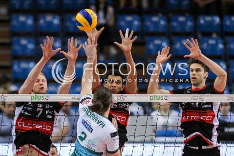  22.04.2018 RZESZOW<br />SIATKOWKA PLUSLIGA 2017/2018 MEN VOLLEYBALL POLAND POLISH PLUS LIGA LEAGUE SEASON 2017/2018<br />FAZA PLAY-OFF - CWIERCFINAL - 3. MECZ<br />MECZ ASSECO RESOVIA RZESZOW - INDYKPOL AZS OLSZTYN <br />N/Z JAKUB JAROSZ BARTHELEMY CHINENYEZE ALEKSANDER SLIWKA JAN HADRAVA BLOK <br /> 