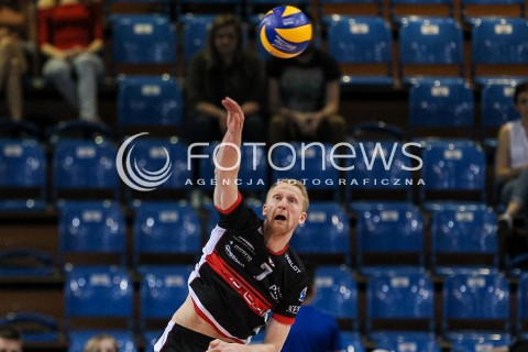  22.04.2018 RZESZOW<br />SIATKOWKA PLUSLIGA 2017/2018 MEN VOLLEYBALL POLAND POLISH PLUS LIGA LEAGUE SEASON 2017/2018<br />FAZA PLAY-OFF - CWIERCFINAL - 3. MECZ<br />MECZ ASSECO RESOVIA RZESZOW - INDYKPOL AZS OLSZTYN <br />N/Z JAKUB JAROSZ SYLWETKA ZAGRYWKA <br /> 