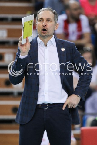  22.04.2018 RZESZOW<br />SIATKOWKA PLUSLIGA 2017/2018 MEN VOLLEYBALL POLAND POLISH PLUS LIGA LEAGUE SEASON 2017/2018<br />FAZA PLAY-OFF - CWIERCFINAL - 3. MECZ<br />MECZ ASSECO RESOVIA RZESZOW - INDYKPOL AZS OLSZTYN <br />N/Z ANDRZEJ KOWAL - I TRENER ( HEAD COACH ) SYLWETKA <br /> 