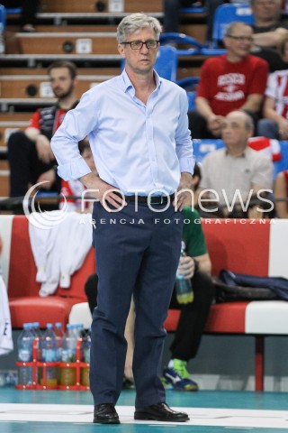  22.04.2018 RZESZOW<br />SIATKOWKA PLUSLIGA 2017/2018 MEN VOLLEYBALL POLAND POLISH PLUS LIGA LEAGUE SEASON 2017/2018<br />FAZA PLAY-OFF - CWIERCFINAL - 3. MECZ<br />MECZ ASSECO RESOVIA RZESZOW - INDYKPOL AZS OLSZTYN <br />N/Z ROBERTO SANTILLI - I TRENER ( HEAD COACH ) SYLWETKA <br /> 