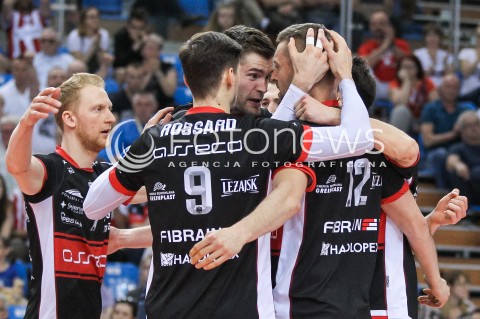  22.04.2018 RZESZOW<br />SIATKOWKA PLUSLIGA 2017/2018 MEN VOLLEYBALL POLAND POLISH PLUS LIGA LEAGUE SEASON 2017/2018<br />FAZA PLAY-OFF - CWIERCFINAL - 3. MECZ<br />MECZ ASSECO RESOVIA RZESZOW - INDYKPOL AZS OLSZTYN <br />N/Z JAKUB JAROSZ DAWID DRYJA LUKASZ PERLOWSKI RADOSC EMOCJE <br /> 