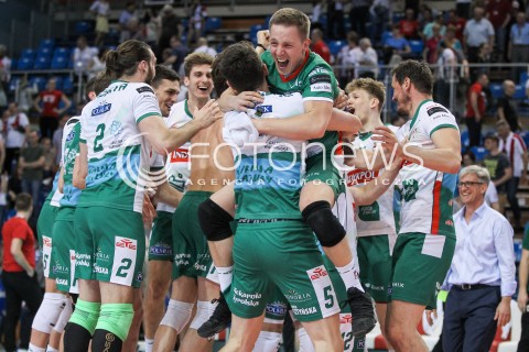  22.04.2018 RZESZOW<br />SIATKOWKA PLUSLIGA 2017/2018 MEN VOLLEYBALL POLAND POLISH PLUS LIGA LEAGUE SEASON 2017/2018<br />FAZA PLAY-OFF - CWIERCFINAL - 3. MECZ<br />MECZ ASSECO RESOVIA RZESZOW - INDYKPOL AZS OLSZTYN <br />N/Z MICHAL ZUREK RADOSC EMOCJE ZWYCIESTWO AWANS<br /> 