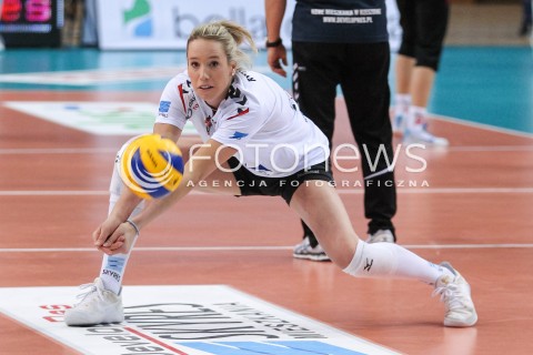  23.04.2018 RZESZOW <br />SIATKOWKA LIGA SIATKOWKI KOBIET LSK 2017/2018 WOMEN VOLLEYBALL POLAND POLISH LEAGUE <br />FAZA PLAYOFF - POLFINAL - 3. MECZ<br />MECZ DEVELOPRES SKYRES RZESZOW - LKS COMMERCECON LODZ <br />N/Z HELENE ROUSSEAUX SYLWETKA <br /> 